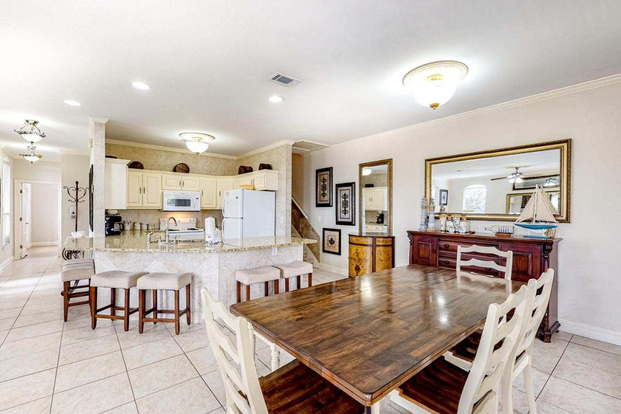 Emerald Shores Cottage دستين المظهر الخارجي الصورة
