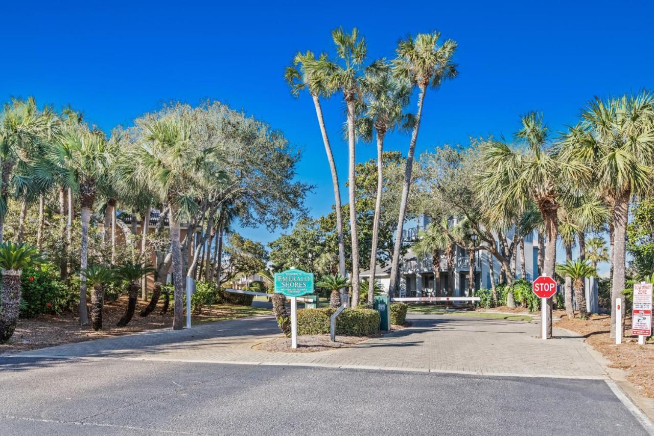 Emerald Shores Cottage دستين المظهر الخارجي الصورة